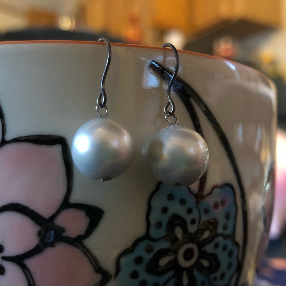 Silver Pearl Earrings